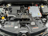 フルハイブリッドシステム「RENAULT E-TECH FULL HYBRID」を導入。パワフルで余裕のある走りを実現するパワーユニットは、あなたの想像を超えるダイナミックな走りを生み出す