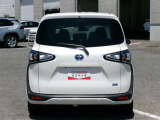 国家整備資格を取得しておりますメカニックが、大切なお客様のお車をご納車に向けて整備致します♪