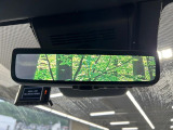 【デジタルインナーミラー】後席の大きな荷物や同乗者で後方が確認しづらい時でも安心!カメラが撮影した車両後方の映像をルームミラー内に表示。クリアな視界で状況の確認が可能です!