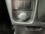 シガーソケット用の充電器が使用可能です!
