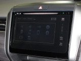 ナビゲーションは純正メモリーナビを装着しております。AM、FM、CD、DVD再生、Bluetooth、フルセグTVがご使用いただけます。初めて訪れた場所でも安心ですね!