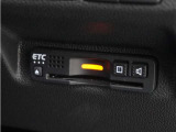 ◆ETC◆有料道路を利用する際にスムースに通過でき、わずらわしい料金支払いから開放されます!今や無いと不便に感じるほど必需品の装備ですね♪
