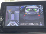 アラウンドビューモニター付きで車庫入れも楽々!