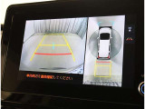 &rdquo;全周囲カメラ&rdquo;上から見下ろした様な視点で周囲確認が出来、駐車時大活躍出の装備です!