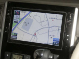 【8インチ純正ナビ】純正ナビを装備。タッチパネル式で使いやすく、詳細地図により目的地をピンポイントで設定できます。初めての道でも迷いにくく、ロングドライブも快適ですよ♪