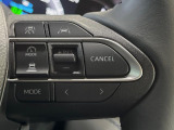 【レーダークルーズコントロール】高速道路での長距離走行が楽に!!自動で速度を保つクルーズコントロールが、衝突軽減システムと連携し、前方の車両を感知して車間を保つように速度調節してくれます!!