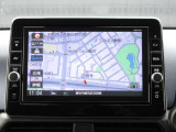 純正メモリーナビ〈MM319D-L〉装備しております! 9インチワイドの大型モニターです!
