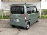リアはプライバシーガラス付です。見た目もかっこいいですよね。また、太陽光を防ぐので冷房の効きを良くする効果もあるんです。エアコンを控えめにすれば燃費向上も見込めますよ。