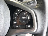 【ホンダセンシング】衝突を予測してブレーキをかけたり、前のクルマにちょうどいい距離でついていったりできる多彩な安心・快適機能を搭載した先進の安全運転支援システム。