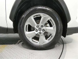 225/60R18です