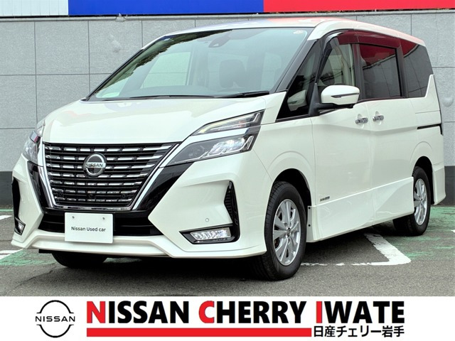 セレナ 2.0 ハイウェイスターV 4WD 