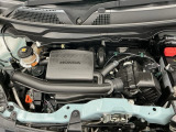 技術が詰まったエンジンルームもご覧の通りピカピカにクリーニング済みです。