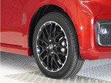 認定中古車では、厳しいHonda認定基準をクリアした厳選されたHonda認定中古車のみ、取り扱っております。「ご購入前の安心」「納車後の信頼」を車両と一緒に提供しております。
