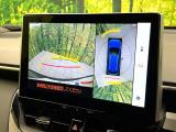 【パノラミックビューモニター】専用のカメラにより、上から見下ろしたような視点で360度クルマの周囲を確認することができます☆死角部分も確認しやすく、狭い場所での切り返しや駐車もスムーズに行えます。