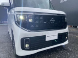 ヘッドライトとフォグランプともにLEDです。