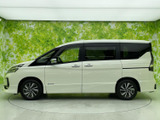 セレナ 1.2 e-POWER ハイウェイスターV 