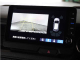 ◆リアワイドカメラシステム◆3種類の表示で後方確認をサポート♪セレクトレバーを「R」の位置に入れるとカメラ画像に切り替え。ノーマルビューでは従来のリアカメラと同様の標準的なビューで表示します!
