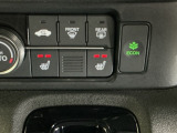 運転席/助手席シートヒーターで寒い日もすぐに温かくなり快適に過ごせます。2段階の温度調整が可能です