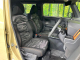 運転席シート廻りは使用感も少なく、良好な状態となっています。丁寧に使われていたことがよくわかりますね。