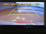 バックカメラが付いているので後方確認が非常にしやすいです。今や運転初心者も熟練者も必須装備!ついていて損はないですね♪