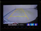 バックカメラ搭載です!車庫入れが苦手な人はもちろん、車両感覚に自信がある人にもお勧めです!見えない箇所が見えるようになるので、低い障害物や隠れてしまっている子供の存在等にも気付く事が出来ます。