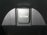 【充電用USB端子】デバイスの充電に便利です。※実際の接続端子は写真で確認or店舗までご気軽にお問合せください♪