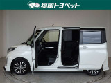 両側パワースライドドア付きだから、狭い駐車スペースなどでの 乗り降りラクラク!小さなお子さまのいるご家庭には嬉しい装備。