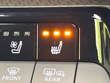 【シートベンチレーション】夏場は涼しい風でお尻や背中の熱やムレを防ぎ、冬はエアコンよりも早く温まってポカポカに!レザーシートにうれしい装備で、季節を問わず快適に過ごせます。