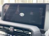 【12.3インチワイドナビ】高級感とインパクトのある大型ワイドナビを装備。各種オーディオ操作はもちろん、横長ワイド画面でのマップ2分割表示など、利便性も高いナビです♪