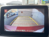 ●バックカメラ:便利な【バックカメラ】で安全確認もできます。駐車が苦手な方にもオススメな便利機能です。