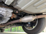 お車を安心してお乗りいただく為には、足回りの定期点検が欠かせません。サービスサポート(有償保証)では無料点検もご提供しており、安心のカーライフをお過ごしいただけるサポート体制が整っています。