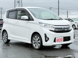 大型展示場に軽自動車、ハイブリッドカー、コンパクトカー、スポーツ、ミニバン、1BOXカー、SUVなどオールジャンル勢ぞろい♪新車・未使用車の販売もしております!まずはご相談・ご来店を!