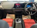 アウトバーンでの走行を見据えたBMWのブレーキシステムはもしもの時にもいち早くマシンを停止してくれます。
