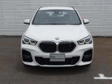 ご納車前には、BMWを熟知したメカニックによる100項目の点検・整備を行います。不具合箇所、交換時期に達している部品に関しましては、全て当社負担で交換してからのご納車となります。