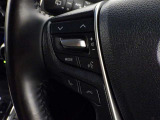 ステアリングスイッチ装備!運転しながら手元でオーディオの操作などができます。