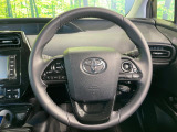 【純正革巻きステアリング】上質な革を使用することで、手にしっかり馴染みとても運転しやすいハンドルです♪