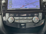 オートエアコンは、温度や風量を自動で調整してくれるため、運転に集中でき、疲労軽減にもつながります。また、車内の温度を一定に保つことで、結露やカビの発生を防ぐ効果もあります。