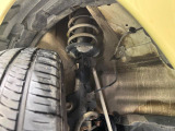 お車を安心してお乗りいただく為には、足回りの定期点検が欠かせません。サービスサポート(有償保証)では無料点検もご提供しており、安心のカーライフをお過ごしいただけるサポート体制が整っています。
