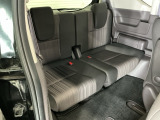 1列目から3列目まで広々大空間です。3列目シートは荷物が多い時や不要な時はアレンジして荷室として使用することが可能で便利に使えます