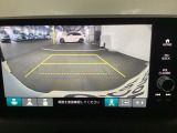 バックモニター付きで、車庫入れやバック時の後方確認をサポート。