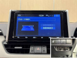 ナビ画面連動のETC付きです。高速道路料金所での小銭の出し入れや雨天時における窓の開け閉めなどの煩わしさが解消できます。料金所の通過もスムーズで快適ですよ。