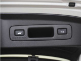 ◆予約クローズ機能付きパワーテールゲート◆キーや運転席のボタン、ハンズフリー機能など多彩なアクセスで自動開閉できます。