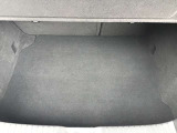 ★★★ラゲッジルームには6対4でシートを前に倒すことが出来、荷物もしっかり積み込めます。大きめのお荷物も後部座席を倒せるのでばっちりです★★★