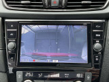 ドライブレコーダーは、車の運転中に前方の映像を記録する装置です。万が一の事故の際に、状況を記録して証拠として利用することができます。