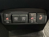 ステアリングヒーター付き。寒い日のドライブも、手のひらから温めてくれます。