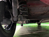 お車を安心してお乗りいただく為には、足回りの定期点検が欠かせません。サービスサポート(有償保証)では無料点検もご提供しており、安心のカーライフをお過ごしいただけるサポート体制が整っています。