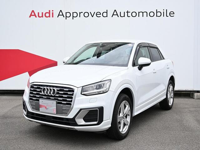 Q2 1.0 TFSI スポーツ