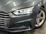 ●LEDハイビームが多数独立で存在し、ハイビーム時に対向車や前方を走る車の部分をロービームに切り替えが可能!!シーケンシャルウインカーも装備!!