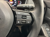 クルーズコントロールを装備しています。高速道路などで一定の速度で走ってくれるので運転が楽ですよ!速度を設定できますので、スピードの出しすぎにも注意できます。