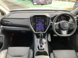 ドライバーのかたと助手席のかたが座るシートです。実際お座りいただくのが、分かりやすいと思います。お気軽にご来店ください!